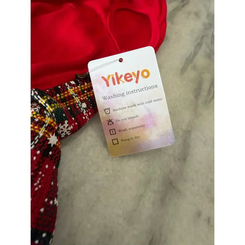 Dog Christmas Dress Fits Like a Small tag says Medium